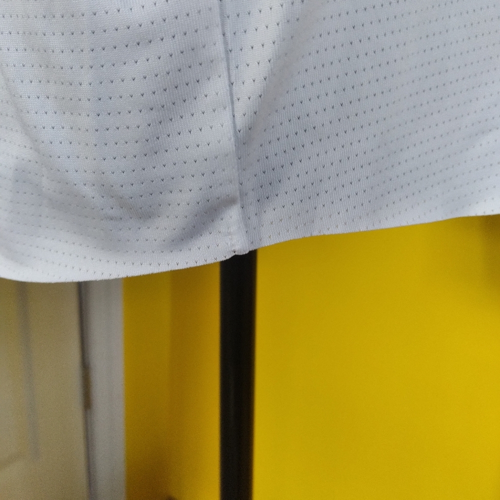 Sports Illustrated Laser Tee Shirt Size XL - Picture 9 of 12